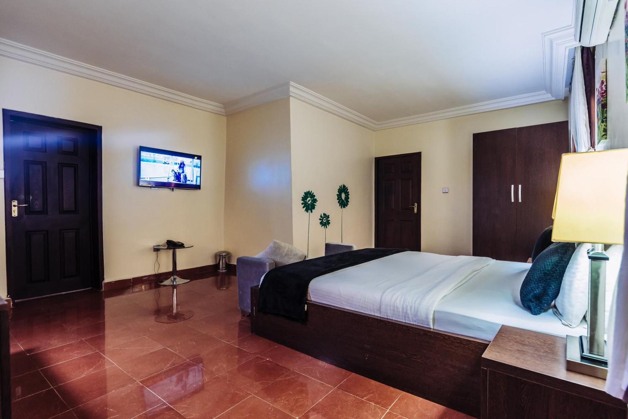 Tranquil Mews Hotel Jabi Luaran gambar
